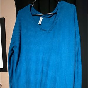 Light weight sweater